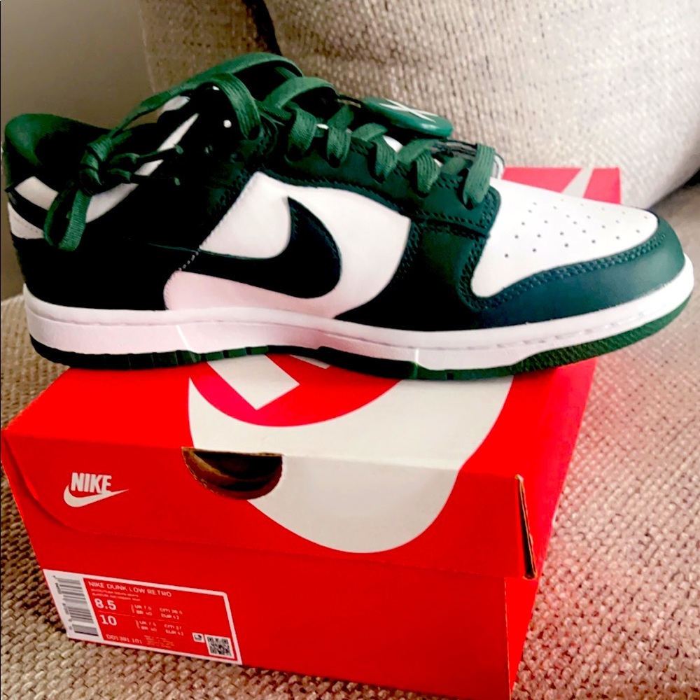 Nike Dunk Green 8.5
